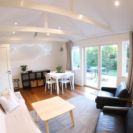 Surfers Guesthouse Asa  Bagian luar foto