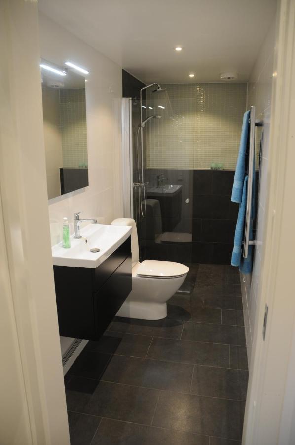 Surfers Guesthouse Asa  Bagian luar foto