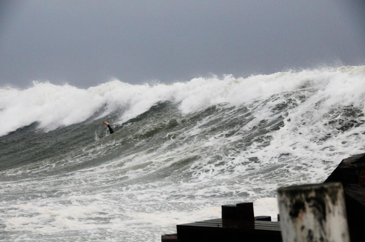 Surfers Guesthouse Asa  Bagian luar foto