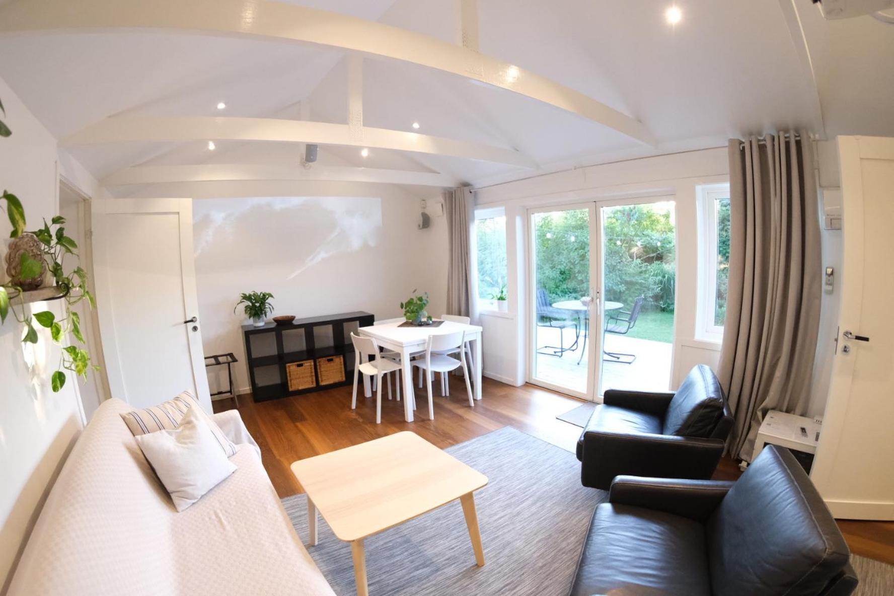 Surfers Guesthouse Asa  Bagian luar foto