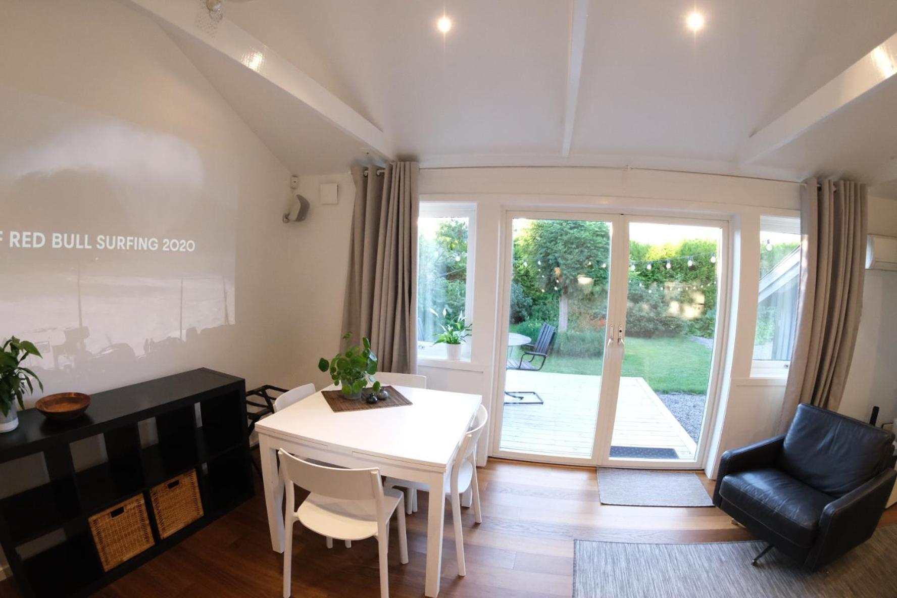 Surfers Guesthouse Asa  Bagian luar foto